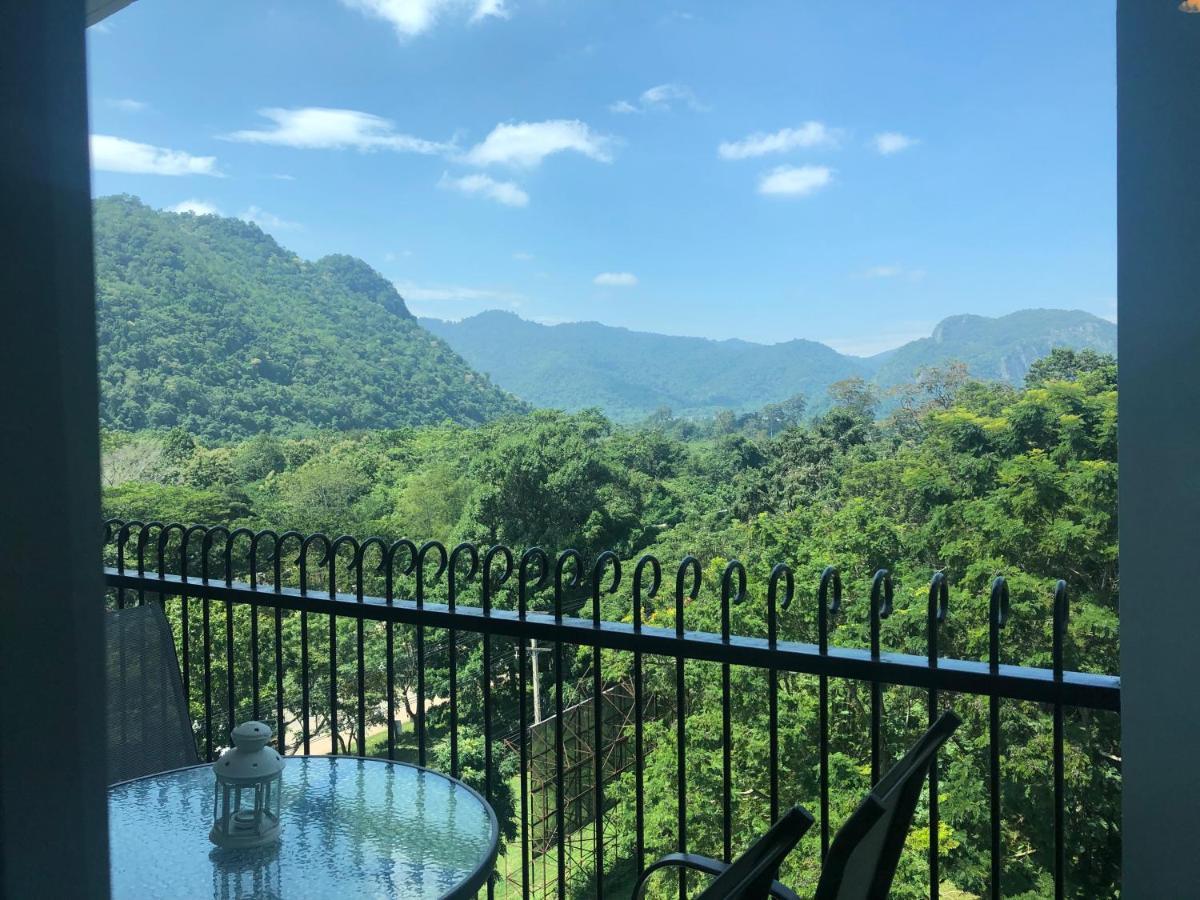 The Courtyard Khaoyai by Praweena Mu Si Exterior foto